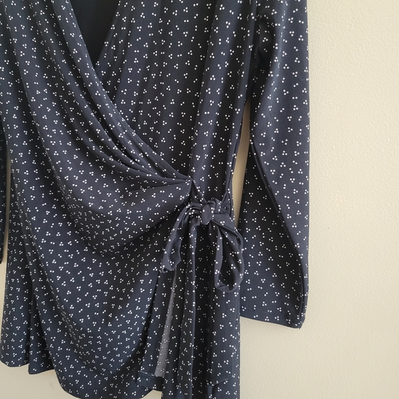 Sale 4/$25 Anne Klein | Black & White Ruched Wrap Front Tie Elegant Medium NWOT - Picture 4 of 8